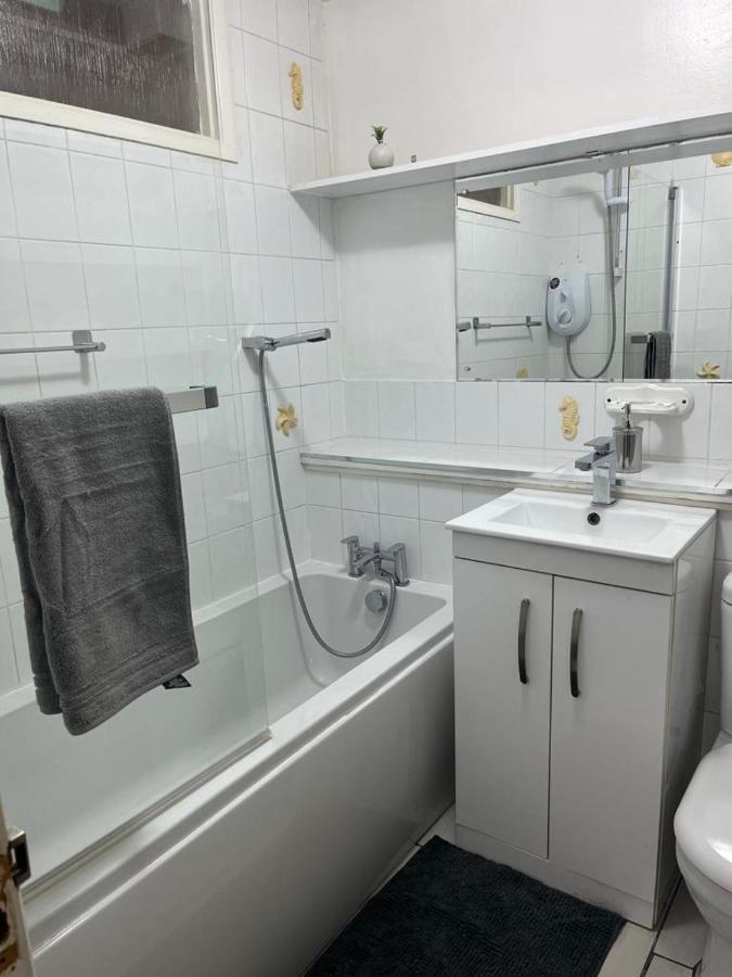 Apartamento London 1 Bed Cosy House Norwood Exterior foto